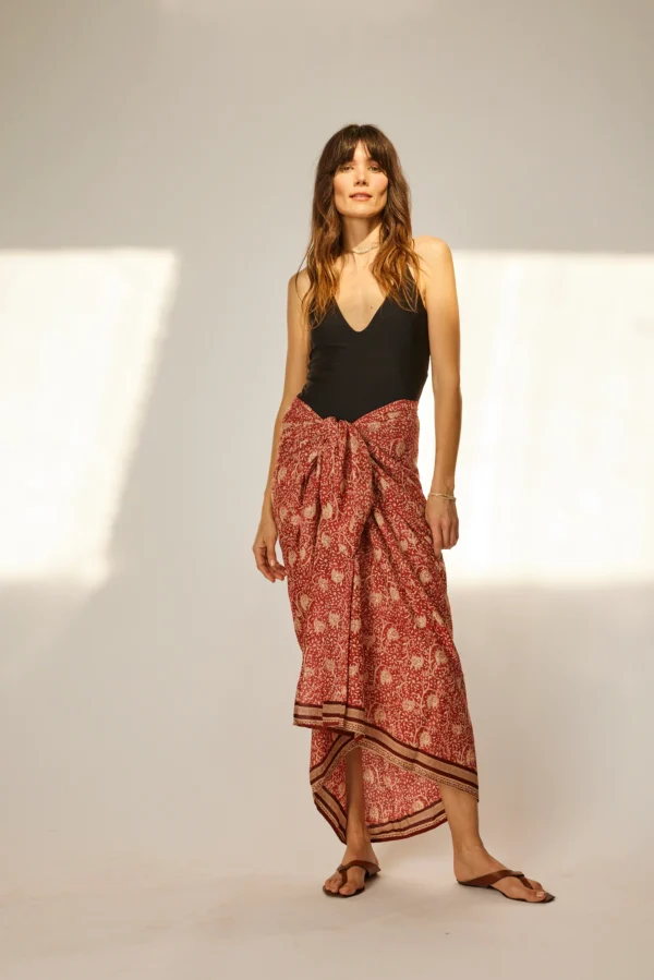 SARONG